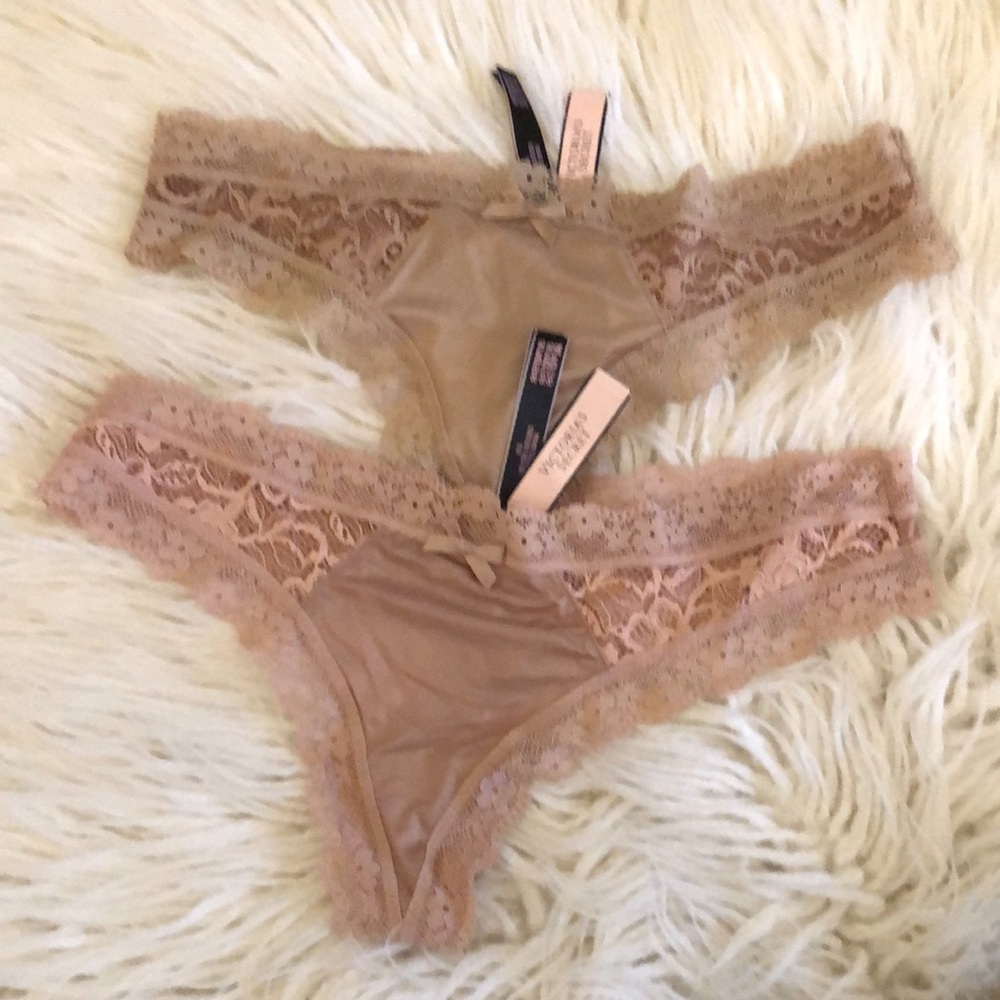 Victoria Secret 💕panty bundle 💕size medium